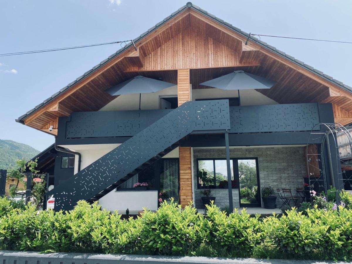 Rooms & Apartment Zala Airport Shuttle Option Cerklje na Gorenjskem Kültér fotó