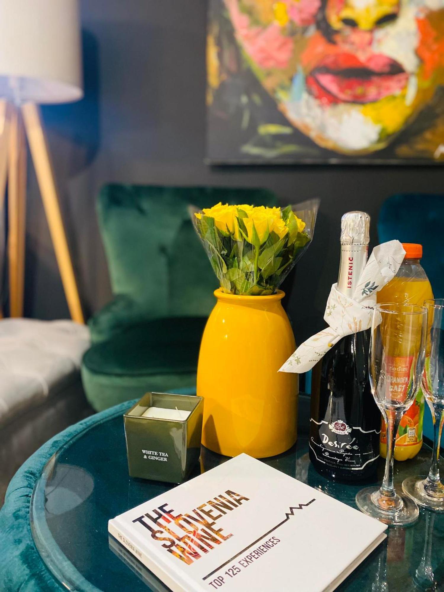 Rooms & Apartment Zala Airport Shuttle Option Cerklje na Gorenjskem Kültér fotó